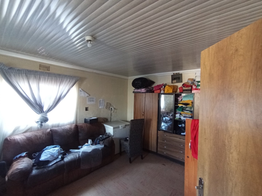4 Bedroom Property for Sale in Kagisanong Free State